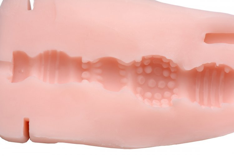MISTRESS BRITANNY DELUXE ASS STROKER LIGHT - Image 8