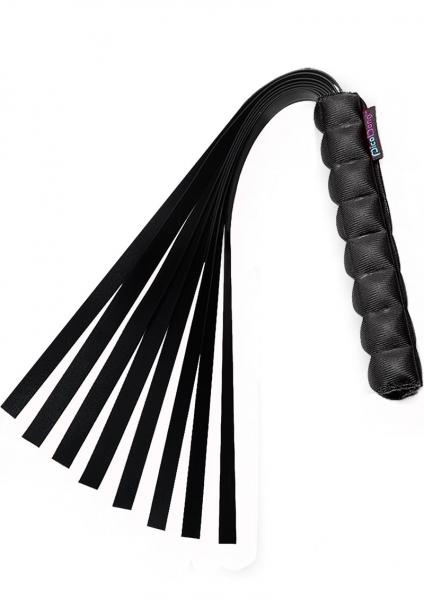 Pico Bong Whip Black