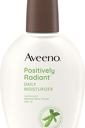 Aveeno Positively Radiant Daily Face Moisturizer with SPF 15 Sunscreen, Hydrating Facial Moisturizer with Soy Extract to Improve Skin Tone and Texture, Hypoallergenic Formula, Oil-Free, 4 FL OZ