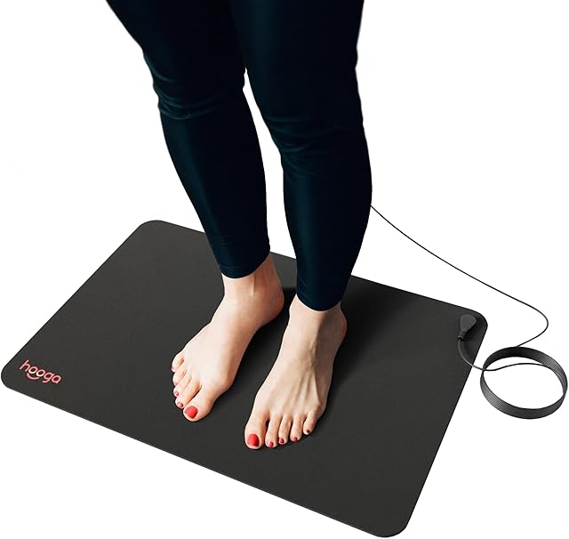 Hooga Grounding Mat ? Conductive Carbon Pad for Sleep, Energy, Pain Relief, Inflammation, and Wellness Connect to Earth Indoors 15 Ft Grounding Cord Included, 24" x 16" Size