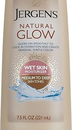 Jergens Natural Glow In Shower Lotion, Self Tanner for Medium to Deep Skin Tone, Sunless Tanning Wet Skin Lotion for Gradual, Flawless Color, 75 Ounce (Packaging May Vary)