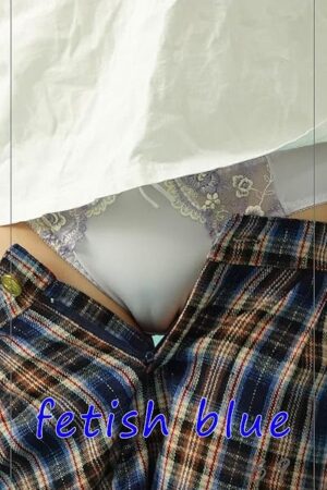 fetish blue69: I asked a stylish sister to take a picture of the fetish part (bluebooks) (Japanese Edition)