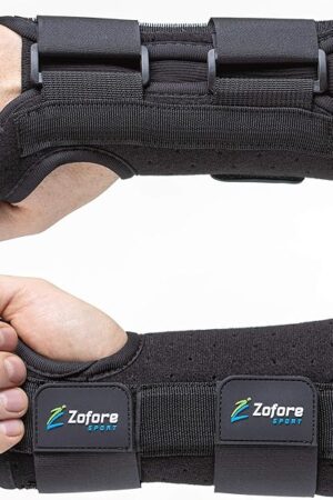 Carpal Tunnel Wrist Brace Night Support and Metal Splint Stabilizer [Single] - Helps Relieve Tendinitis Arthritis Carpal Tunnel Syndrome Pain - Reduces Recovery Time for Men Women - Right (S/M)