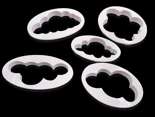 5PCS Different Pattern Plastic Fluffy Cloud Cutters Cookie Cutters Cake Cutters Fondant Cloud Cutters
