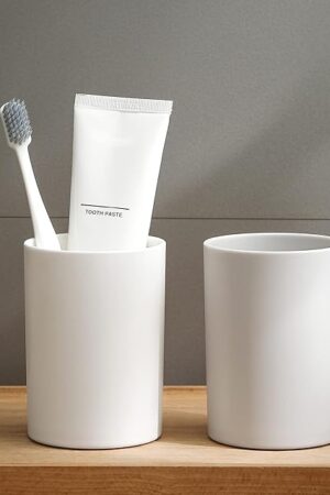 Bathroom Tumbler Cup 10.5oz Reusable Unbreakable Toothbrush Cup 300ml Mouthwash Cups Plastic Easy to Clean Bathroom Cup Toothbrush Holder Adequate for Your Bathroom (PP 2PCS, White)