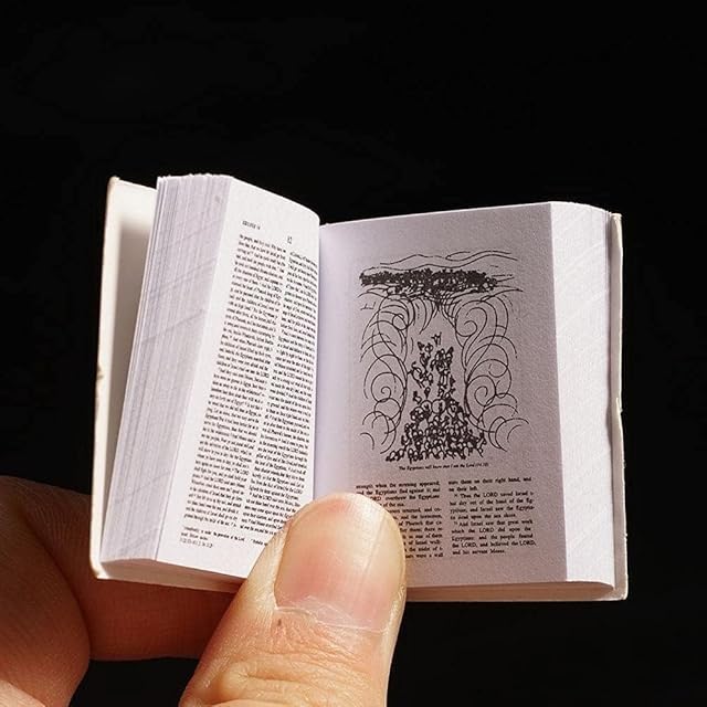 The 1Pc Mini Bible Pocket Book 1/12 Dollhouse Miniature Book Bookshelf Bedroom Library Accessories,Dollhouse Furniture, Dolls and Accessories
