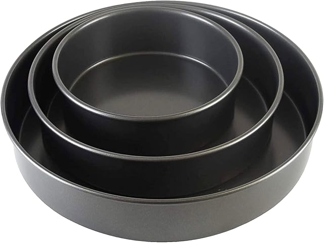 Chicago Metallic Professional 3-Piece Round Cake Pan Set of 6, 8, 10 inch Premium Nonstick Bakeware, Heavy-Weight Carbon Steel for Even Baking, Perfect for Layer Cakes