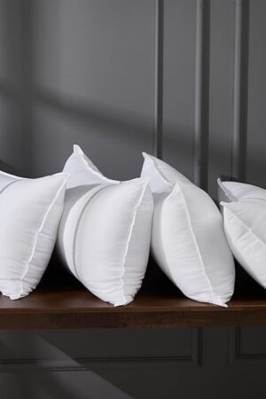 Bed Pillows Queen Size Set of 4, Firm Hotel Pillows for Sleeping, Cooling Pillows for Side & Back Sleepers, Down Alternative Filling, 20 x 28 Inches
