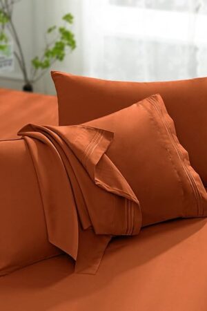 Aormenzy Microfiber Pillow Cases - Standard Size Set of 2-1800 Thread Count Ultra Soft Rust Pillowcases - Wrinkle Resistant Pillow Covers with Envelope Closure - 20" x 26"
