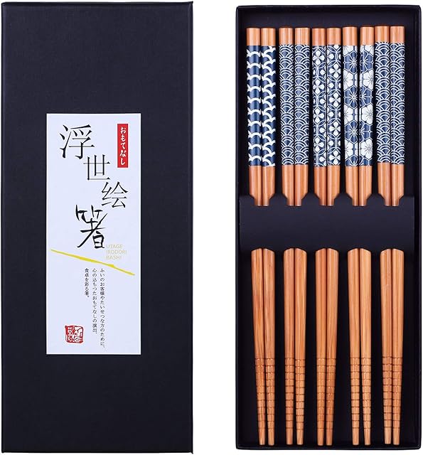 Antner 5 Pairs Natural Bamboo Chopsticks Reusable Classic Japanese Style Chop Sticks Gift Sets, Dishwasher Safe, 8.8 Inch/22.5cm