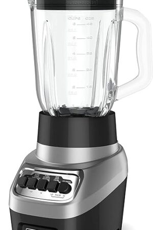 BLACK+DECKER PowerCrush Countertop Blender, 6-Cup Glass Jar, For Smoothies and More, Stainless Steel Blade, 4 Speed Settings to Puree, Crush Ice, Chop, Dice, and Pulse, Dishwasher Safe, 700W Motor