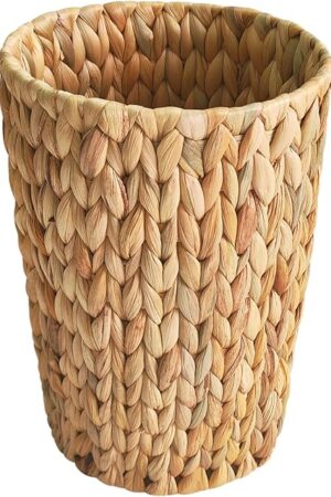 Wicker Trash Can,Small Bathroom Trash Can,Water Hyacinth Wicker Waste Basket for Bathroom,Boho Waste Basket for Bedroom,Home Office,Compact Spaces(2 Gallon Round)