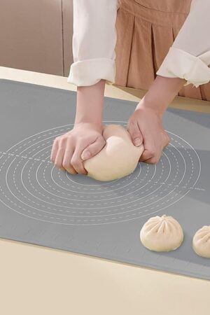 28"X20" Silicone Baking Mat Extra Large Non-stick Pastry Mat with High Edge, Dough Rolling Board for Pastry, Macarons, Pies, Bread, Cookies, Pizza, Fondant, Pasta, Food Grade Silicone Baking Supplies
