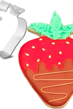 Ann Clark Cookie Cutters Strawberry Cookie Cutter, 3.5" Made in USA