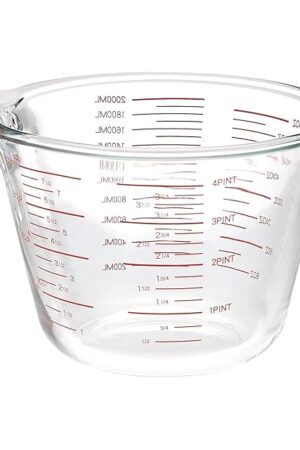 Amazon Basics Glass Measuring Cup, Precise 8 Cup Capacity, Clear Kitchen Measuring Tool, 2 L (Previously AmazonCommercial Brand)