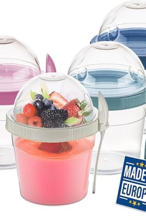 Crystalia Reusable Yogurt Parfait Cups with Leak-Proof Lids, On the Go Plastic Bowls with Topping Cereal Oatmeal Salad or Fruit Container, Set of 4, Made in Europe (Small 17 oz)