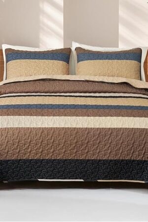 Whale Flotilla Reversible Ultra Soft Printed Quilts Queen Size, Lightweight Patchwork Geometric Stripes Bedspreads Coverlets Queen Quilt Bedding Set with 2 Pillow Shams for All Seasons, Camel