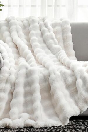 Cozy Bliss Soft Plush Faux Fur Thick Fuzzy Bubble Throw Blanket
