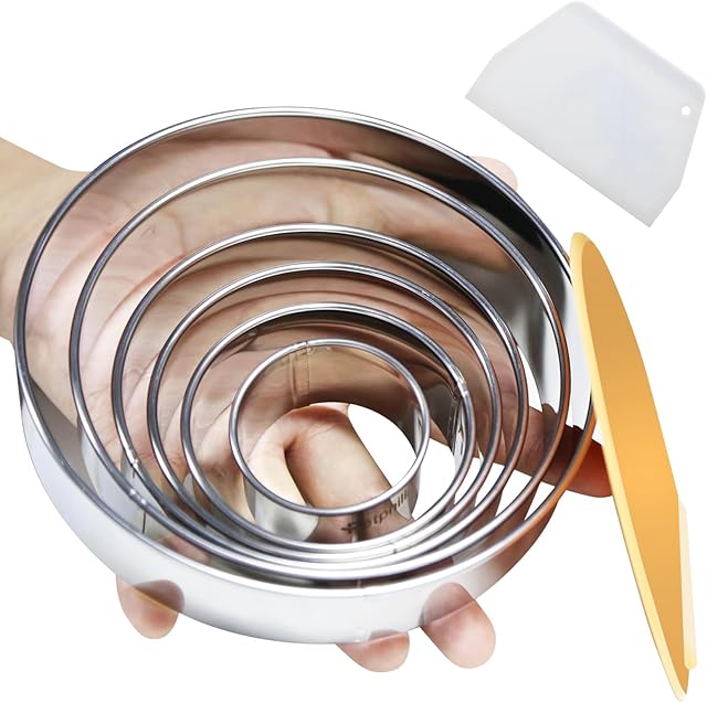 8 Piece Round Cookie Cutter & Scraper Set - 6 Stainless Steel Biscuit Cutters (2, 3, 3.5, 4, 5, 6 Inch) with Hard & Flexible Plastic Dough Scrapers - Baking Tools for Pastry, Donuts, Fondant