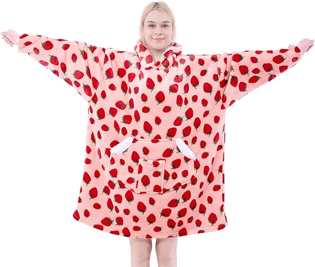 Wearable Blanket Hoodie for Adult Women, Oversized Sherpa Fleece Hooded Sweatshirt Blanket, Cozy Blanket Hoodie with Sleeves, Blanket Hoodie for Winter Gift (Pink Strawberry)