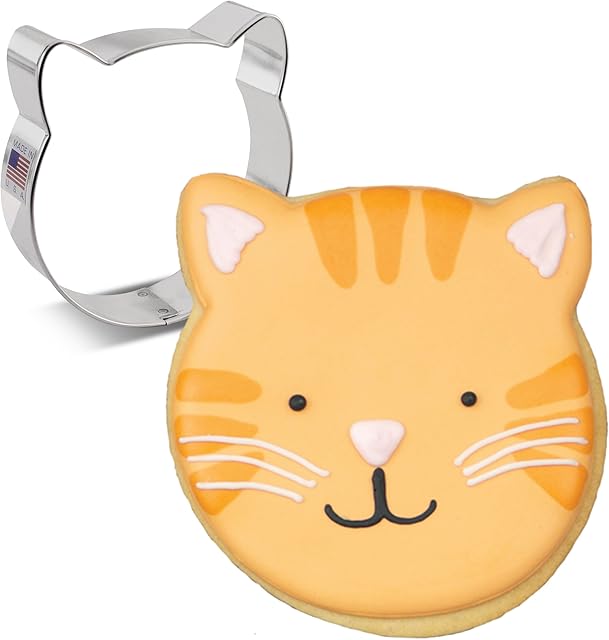 Ann Clark Cookie Cutters Cat Face Sandwich Cookie Cutter, 4" Made in USA