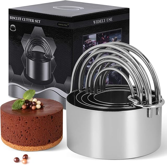 Biscuit Cutter Set,5-Piece Stainless Steel Round Cookie Cutter Set with Handle-Smooth,Multi-purpose Baking Tools
