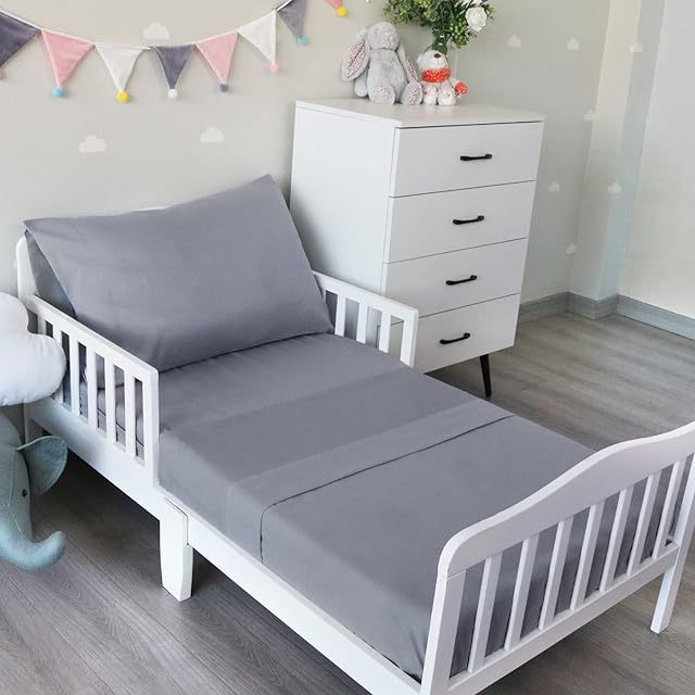 Biloban 3-Piece Toddler Sheet Set Microfiber Grey
