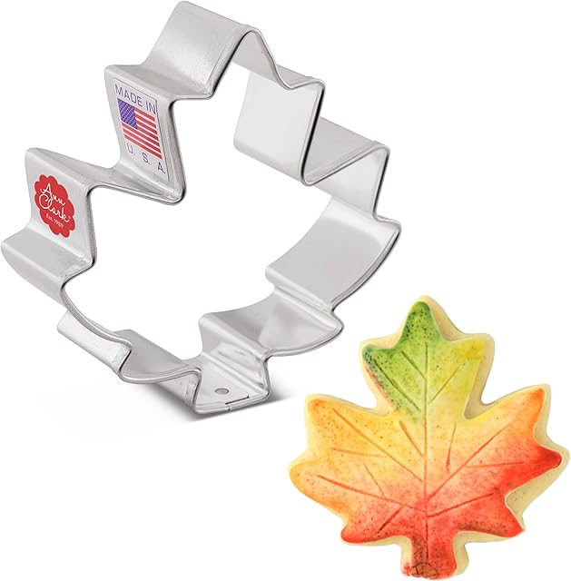 Ann Clark Cookie Cutters Small Maple Leaf Cookie Cutter, 2.75" Made in USA