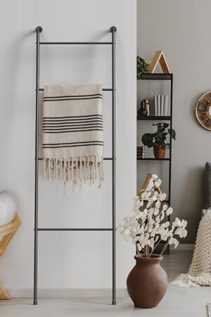 Blanket Ladder Decorative Towel Rack Holder for Bathroom, Wall Leaning Metal Drying Quilt Stand for Living Room Bedroom Farmhouse Home Decor, for Women Mom Mother Her Wife - Black