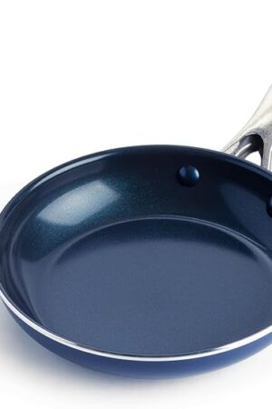 Blue Diamond 8" Nonstick Frying Pan Skillet, Diamond Infused PFAS & PTFE-Free Ceramic Pot, Dishwasher & Oven Safe, Stay Cool Handle, Durable Non Toxic Metal Utensil Safe, Egg & Omelet Pan, Blue