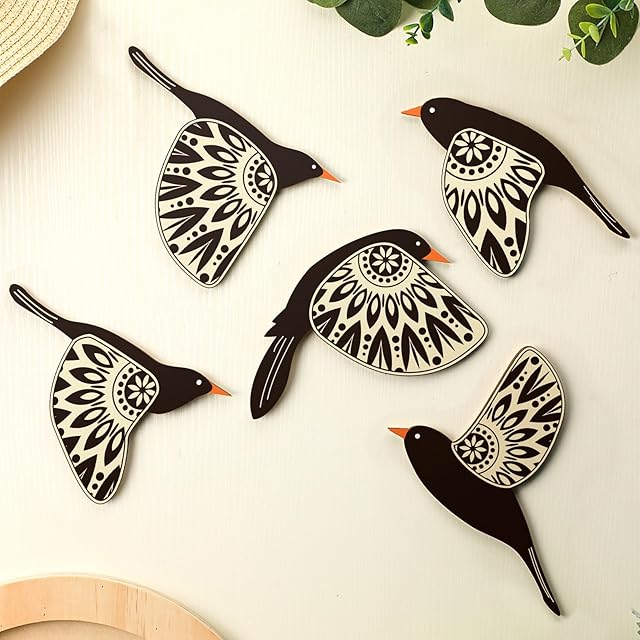 Barydat 5 Pcs Wooden Bird Wall Art Wood Flying Birds Wall Decor Rustic Folk Art Scandinavian Home Decor for Gift Living Room Bedroom Kitchen Office(Black)