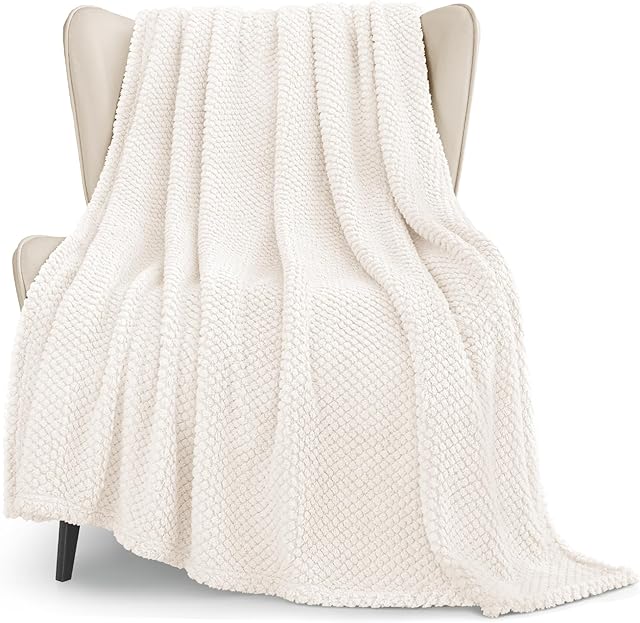 Whale Flotilla Extra Large Fuzzy Fleece Throw Blanket for Couch, 50x70 Inch Fluffy Warm Soft Jacquard Blankets for All Season, Lightweight and Cozy, Ivory