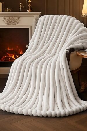 Amélie Home Faux Fur Throw Blanket for Couch, Cozy Fuzzy Fluffy Fur Luxurious Soft Striped Plush Gift Blankets for Family Sofa Chair Bed Living Room Bedroom, 55"x70", Ivory