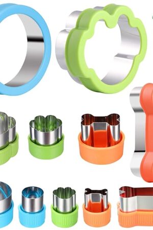 Dog Bone Cookie Cutter set - 4 Dog Bone 4 Footprint 3 Round Biscuit Cutters Sandwiches Cutter Set Different Sizes Mini Small Medium Big