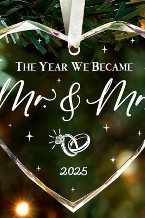 Wedding Gifts, Mr & Mrs Ornament 2025, Bridal Shower Gifts, Just Married Gift for Newlywed Couple, Bride, Crystal Glass Ornament