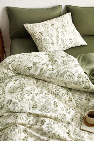 Wake In Cloud Floral Duvet Cover Set, 3-Piece, Olive Green, Queen Size