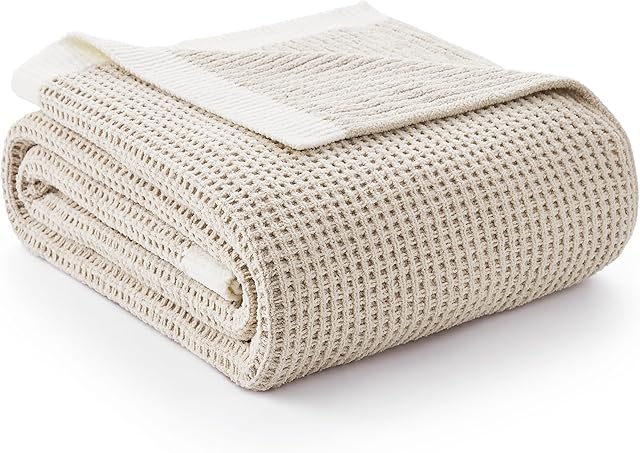 Amélie Home Chenille Waffle Throw Blanket Knit Blanket 50"x60" Beige