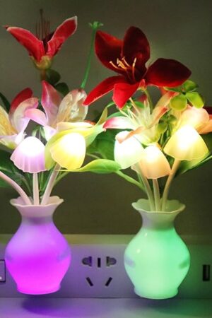 2 PCS Plug-in Night Light RGB LED Mushroom Night Light Wall Red Lily Flower Lamp