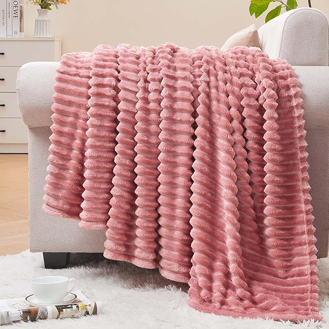 BEDELITE Fleece Throw Blanket for Couch – 3D Ribbed Jacquard Soft and Warm Decorative Fuzzy Blanket – Cozy, Fluffy, Plush Lightweight Pink Throw Blankets for Bed, Sofa, 50x60 inches