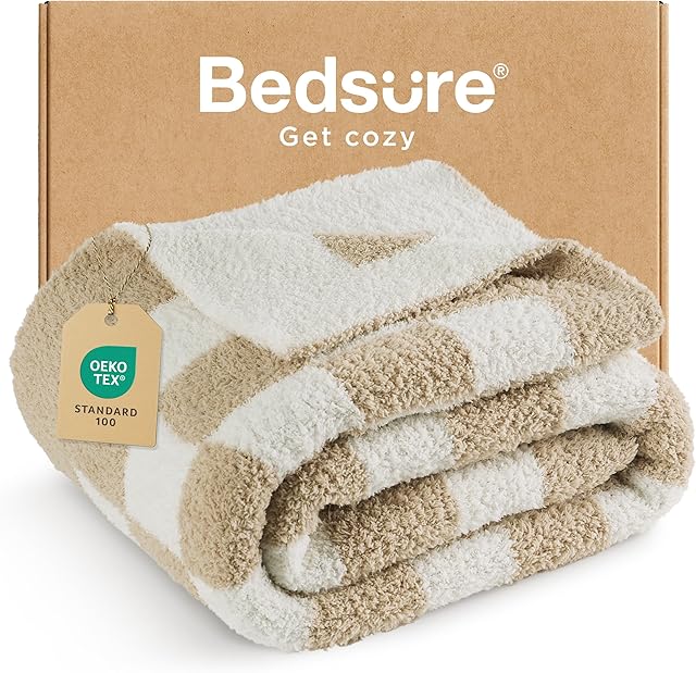 Bedsure Checkered Throw Blanket for Couch - Super Soft, Cozy & Warm Knit Fall Blanket, Gentlesoft, Breathable, Lightweight & Fluffy for Bed & Sofa, Checkered Beige, 50x60 Inches