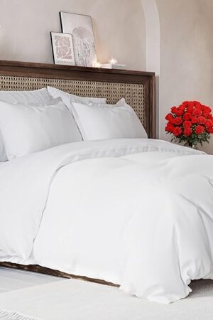 Duvet Cover King Size Set - Extra Soft King Size Duvet Cover 104 x 90 with 2 Pillow Shams - Hotel Luxury, Easy Care and Fade Free with Zipper Closures & Ties - Comfy, Breathable Bedding Set (White)