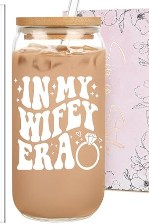 Bridal Shower Gift - Cute Cool Wedding Day Idea for Bride to Be, Future Mrs, Bachelorette - In My Wifey Era Glass Cup Tumbler
