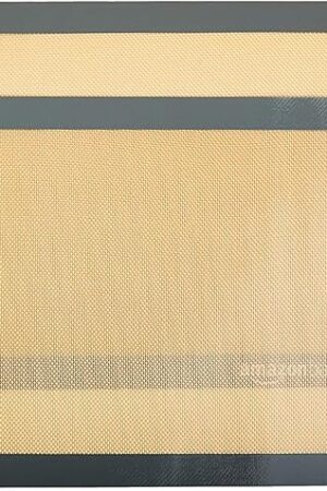 Amazon Basics Silicone Rectangular Baking Mat, Non-Stick Reusable Oven Bakeware, 16.5" x 11.6", New Beige/Gray, Pack of 2