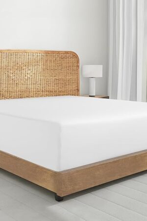 California Design Den 100% Organic Cotton King Fitted Sheet Only - Percale Fitted Sheet King with Deep Pockets, Crisp, Lightweight, Anti Skid Elastic for a Snug Fit - White