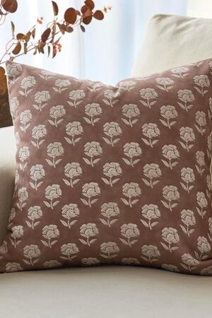 DOMVITUS Floral Pillow Covers 18x18 Throw Pillow Covers Decorative Farmhouse Block Floral Print Vintage Pillow Cover for Living Room Couch Bed, Brown, 1PC