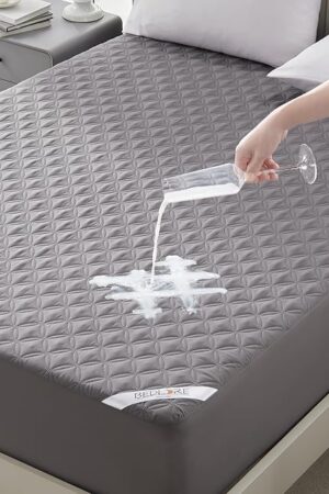 BEDLORE Waterproof Mattress Protector, Noiseless Full Size Mattress Pad with Deep Pocket Fitted Up to 6"-15", Soft Dirt-Proof Double Mattress Cover for College Dorm(Gray)