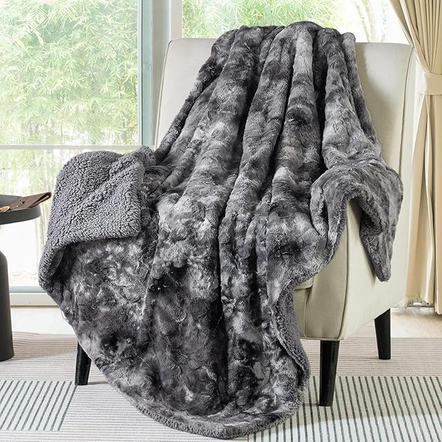 Bedsure Sherpa Fluffy Throw Blanket - GentleSoft Fleece Warm and Cozy Throw for Women Gift, Plush & Fuzzy Faux Fur Blanket for Couch, Sofa and Bed Decor, Tie Dye Design, Grey, 50x60 Inches