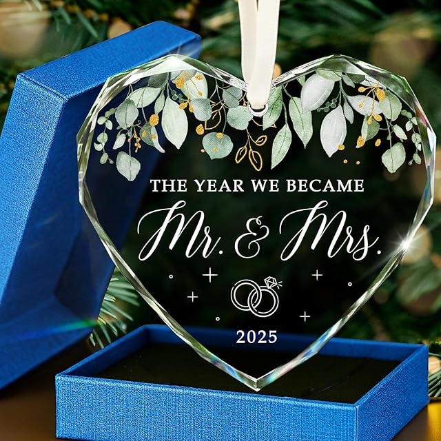 Wedding Gifts for Couples 2025 - Mr and Mrs Gifts - Bridal Shower Gift, Wedding Ideas for Newly Wed, Bride, Future Mr & Mrs - Just Married Glass Ornament 2025, 1st Married Couple Christmas Decorations