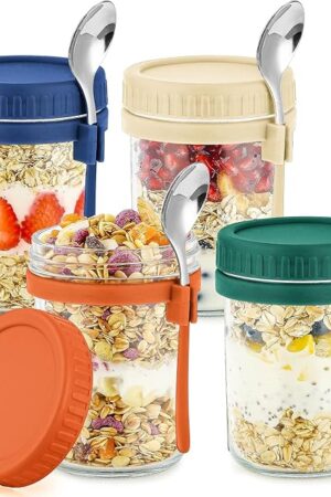 DRKIO 4 Pack Glass Overnight Oats Containers with Lids and Spoons 16 Oz Mason Jars for Overnight Oats Jars Leak Proof Oatmeal Container Meal Prep Jar for Cereal Fruit Vegetable Milk Salad Yogurt
