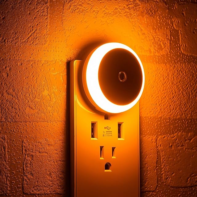 Amber Night Light Plug in, Dusk to Dawn Sensor, Blue Light Blocking, Automatic Nightlight, Energy Efficient, 2 Pack Night Lights Plug into Wall, for Bathroom, Bedroom, Kitchen, Hallway, Stairway